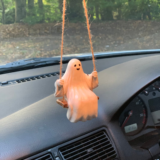 Swinging Ghost